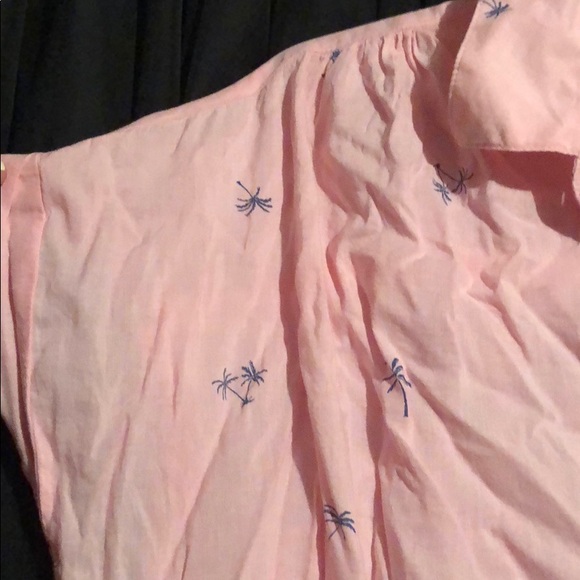 Top - Picture 2 of 3